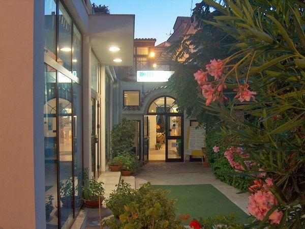 Hotel Piccolo Paradiso Di Rodi Garganico Exterior photo